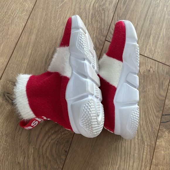 Sonic the Hedgehog shoes - Picture 5 of 9